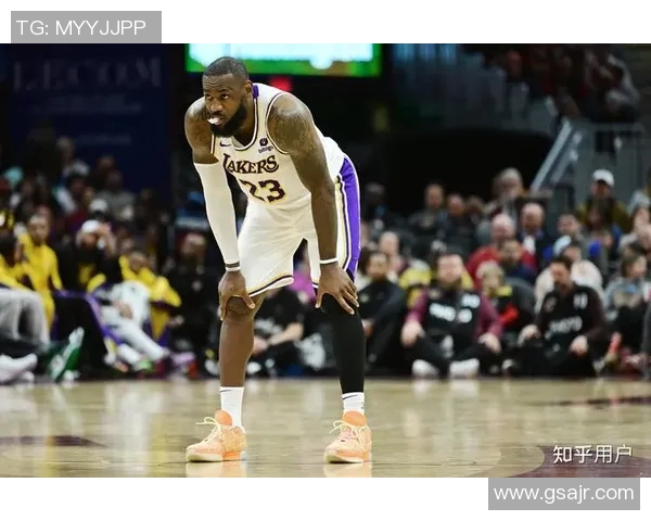 湖人对决热火精彩直播回顾与赛后分析全景呈现