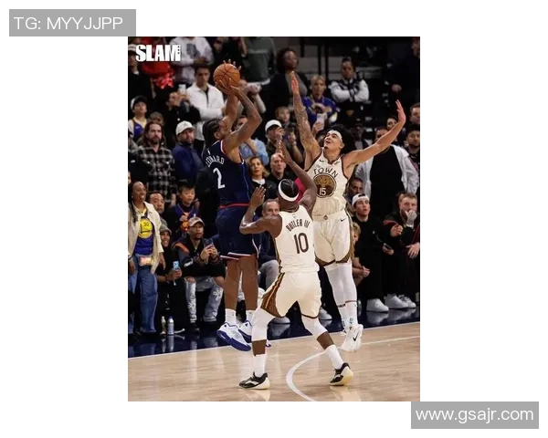 科怀伦纳德与库里的巅峰对决谁能在NBA赛场上笑到最后