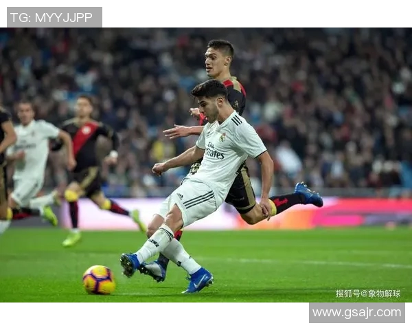 拉科鲁尼亚对阵皇家马德里比赛结果分析及精彩瞬间回顾